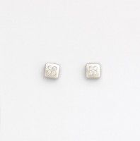 Pendientes de bebé oro blanco 18K cuadrado cuajo