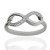 Anillo infinito oro blanco 18K circonitas