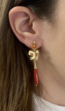 Pendientes coral ¨ROSARIO¨Oro 18K