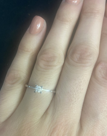 Anillo ¨Eleganza¨ Oro 18K y diamante