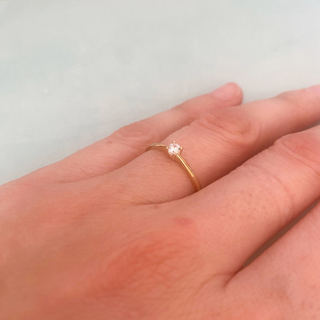 Solitario ¨Noa¨ Oro 18K circonita