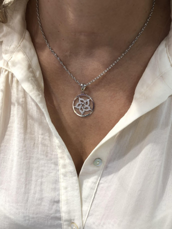 Colgante ¨Fiori¨ Oro 18k circonitas